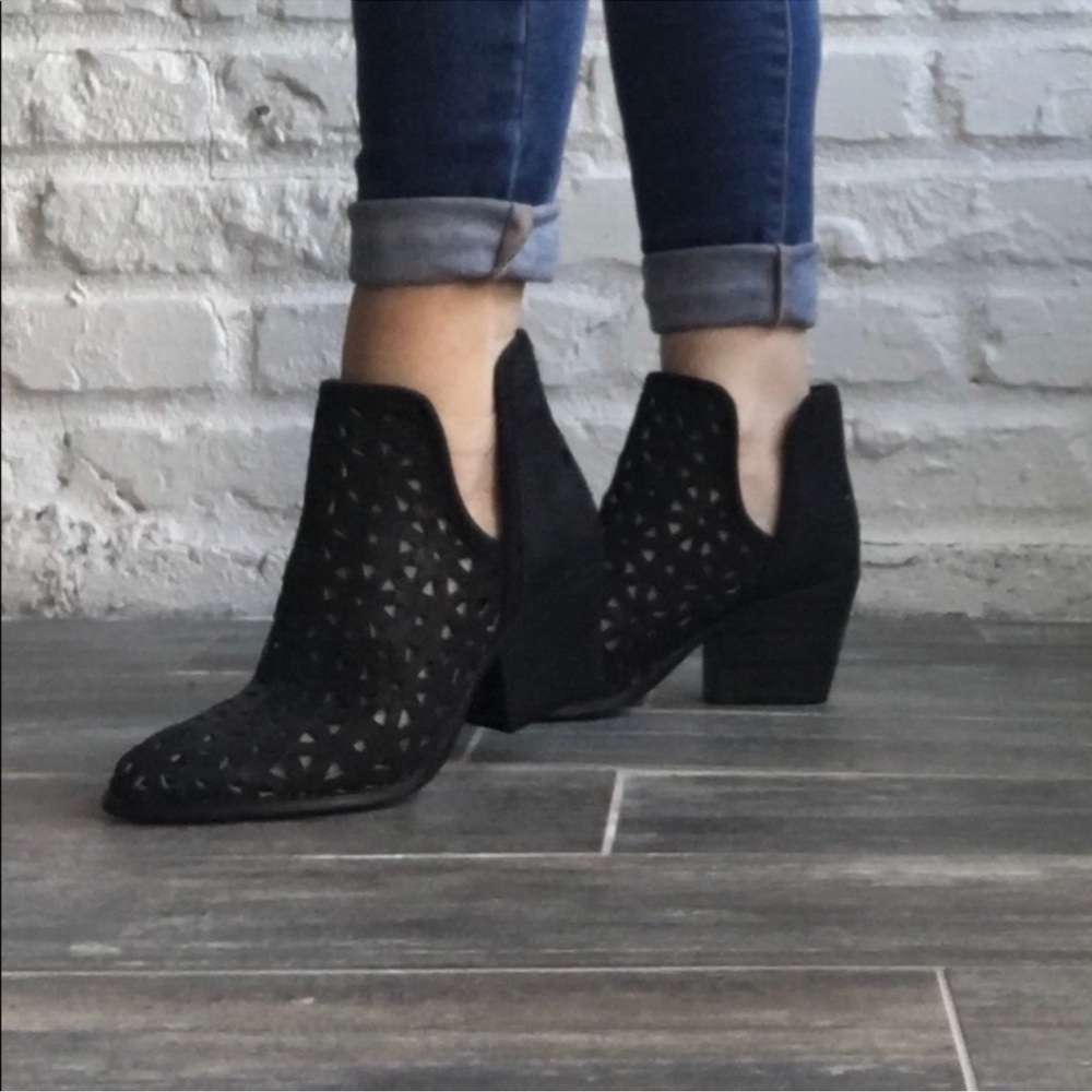 Muse & Cloud Leather Laser Cut Perforated Distressed Heeled Ankle Boots Booties